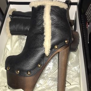 Platform Giuseppe Zanotti leather and a fur boot